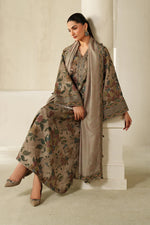 Winter  3PC Karandi Digital Print Dress - KP33145