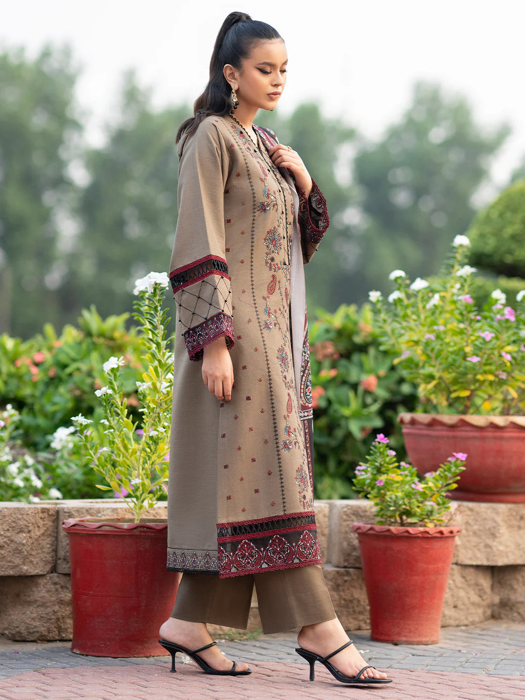 Bin Ilyas - Winter  3PC Dhannak Embroidered suit with Printed Shawll