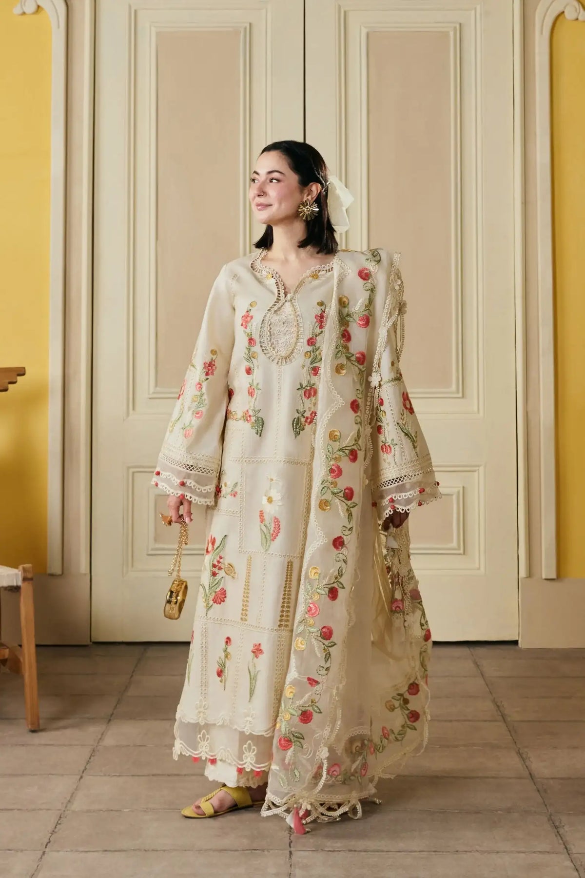 Maryam Hussain - Summer 3PC Lawn Embroidered Suit - KP1235