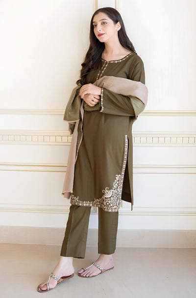 Aisling -Winter 3PC Dhanak suit with Embroidered Shawll