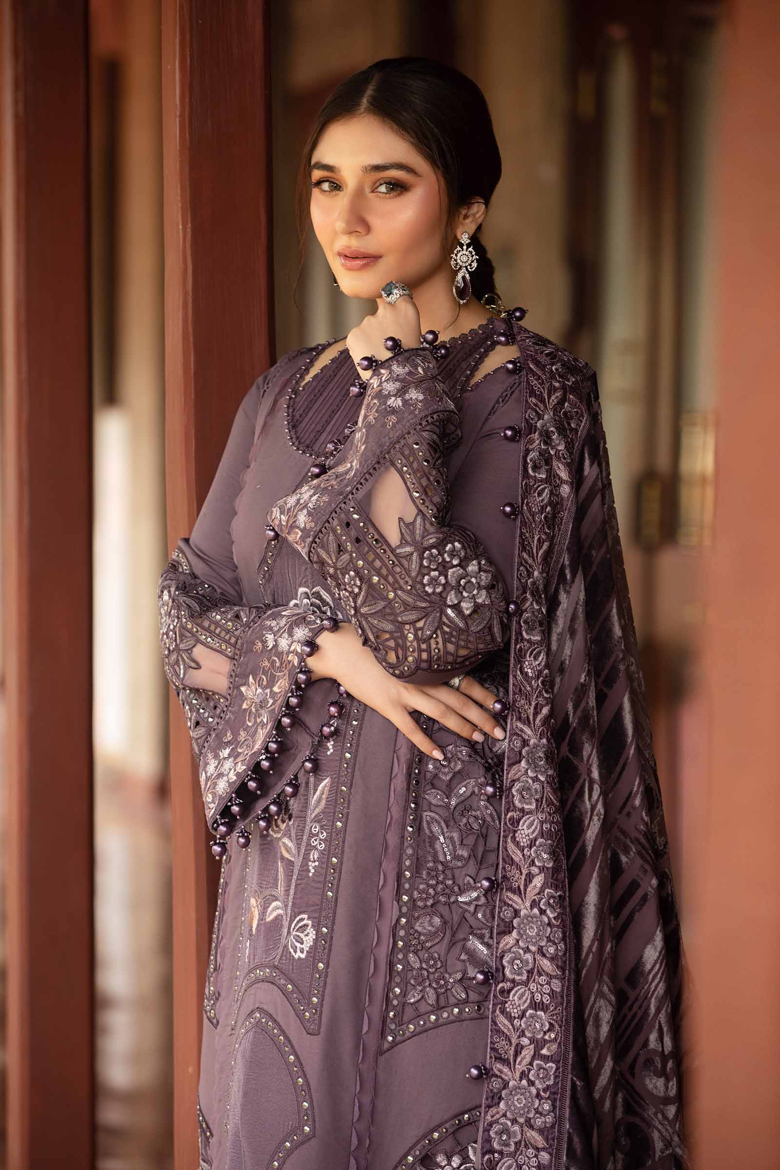 Maria.b - Winter 3PC Dhanak Embroidered Suit - kp3314