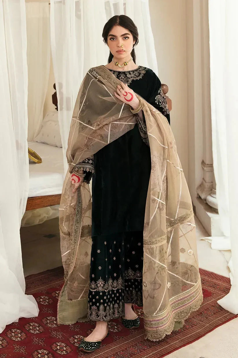 Baroque Embroidered Velvet 3piece suit - KP2014