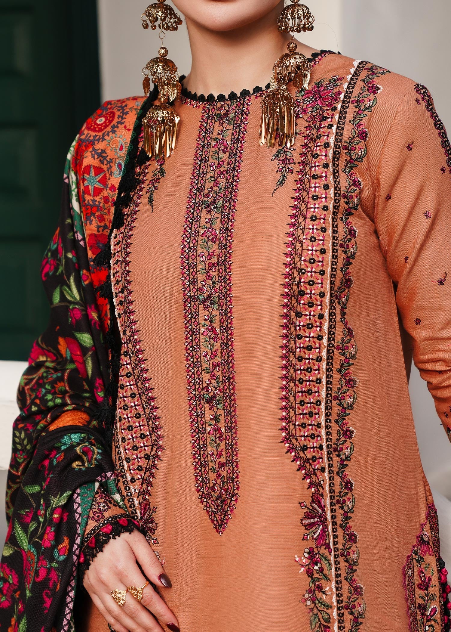 Hussain Rehar - Winter 3PC Dhanak Embroidered Suit - kp3315