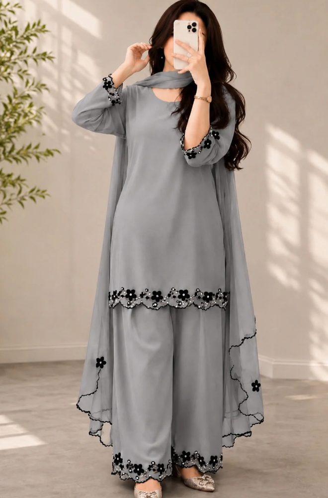 Bunaai - Winter-3PC Shamooz Silk Embroidered Suit - kp1308