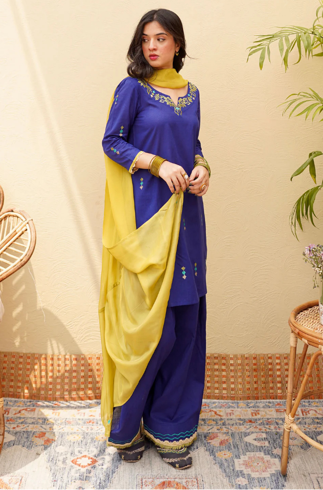 Summer 3PC Lawn Embroidered Suit - kp1123