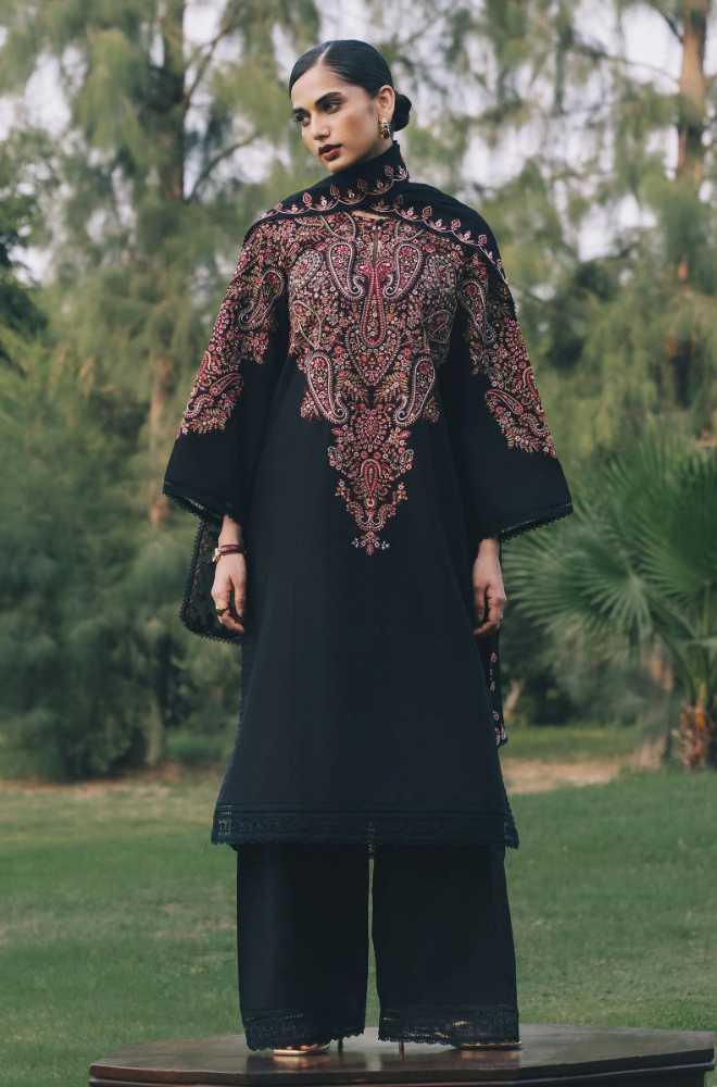 ZARA SHAHJAHAN - Winter 3PC Dhanak Embroidered Suit - KP1303